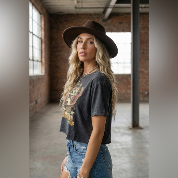 NWT Country Deep American Spirit USA Americana Graphic Crop Top Cropped Tee - Picture 3 of 11